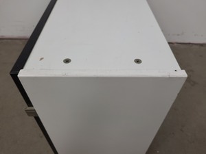Thumbnail image of 8 x Wall Mounted Double Door Laboratory Cupboards  L 100cm x W 34cm x H 60cm Lab