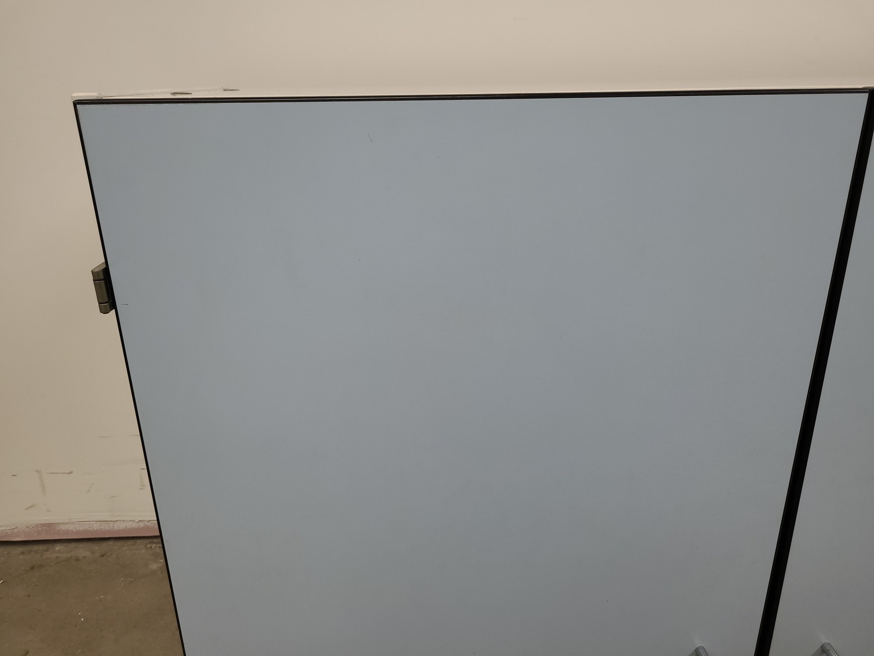 Image of 8 x Wall Mounted Double Door Laboratory Cupboards  L 100cm x W 34cm x H 60cm Lab