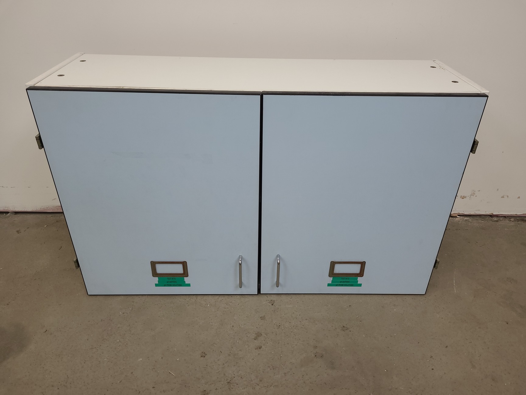 Image of 8 x Wall Mounted Double Door Laboratory Cupboards  L 100cm x W 34cm x H 60cm Lab