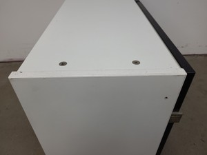 Thumbnail image of 8 x Wall Mounted Double Door Laboratory Cupboards  L 100cm x W 34cm x H 60cm Lab