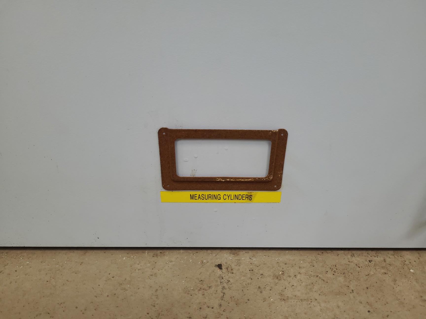 Image of 8 x Wall Mounted Double Door Laboratory Cupboards  L 100cm x W 34cm x H 60cm Lab