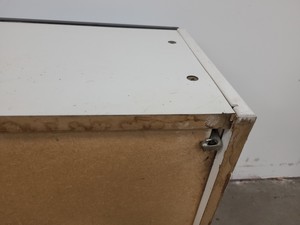 Thumbnail image of 8 x Wall Mounted Double Door Laboratory Cupboards  L 100cm x W 34cm x H 60cm Lab