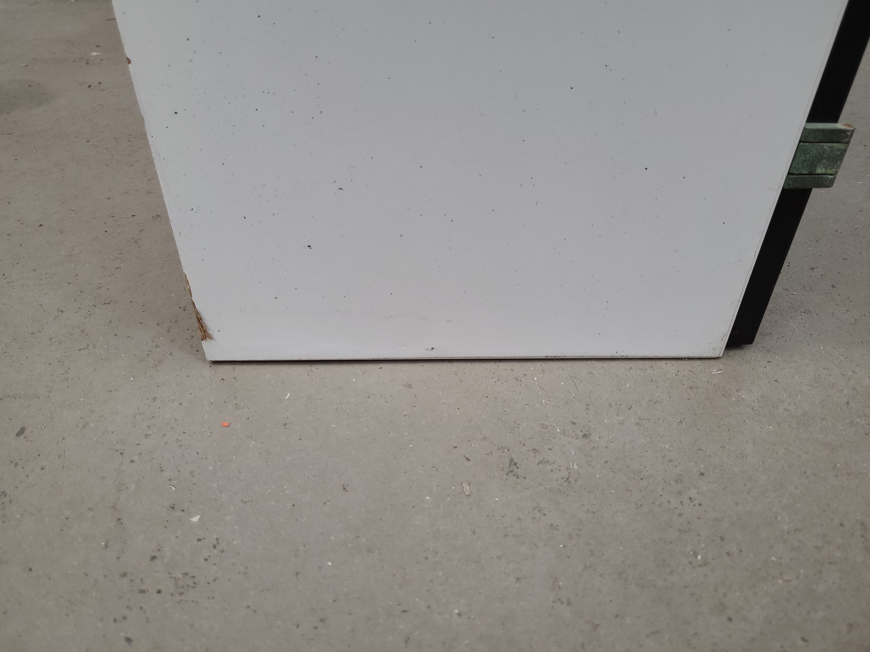 Image of 8 x Wall Mounted Double Door Laboratory Cupboards  L 100cm x W 34cm x H 60cm Lab