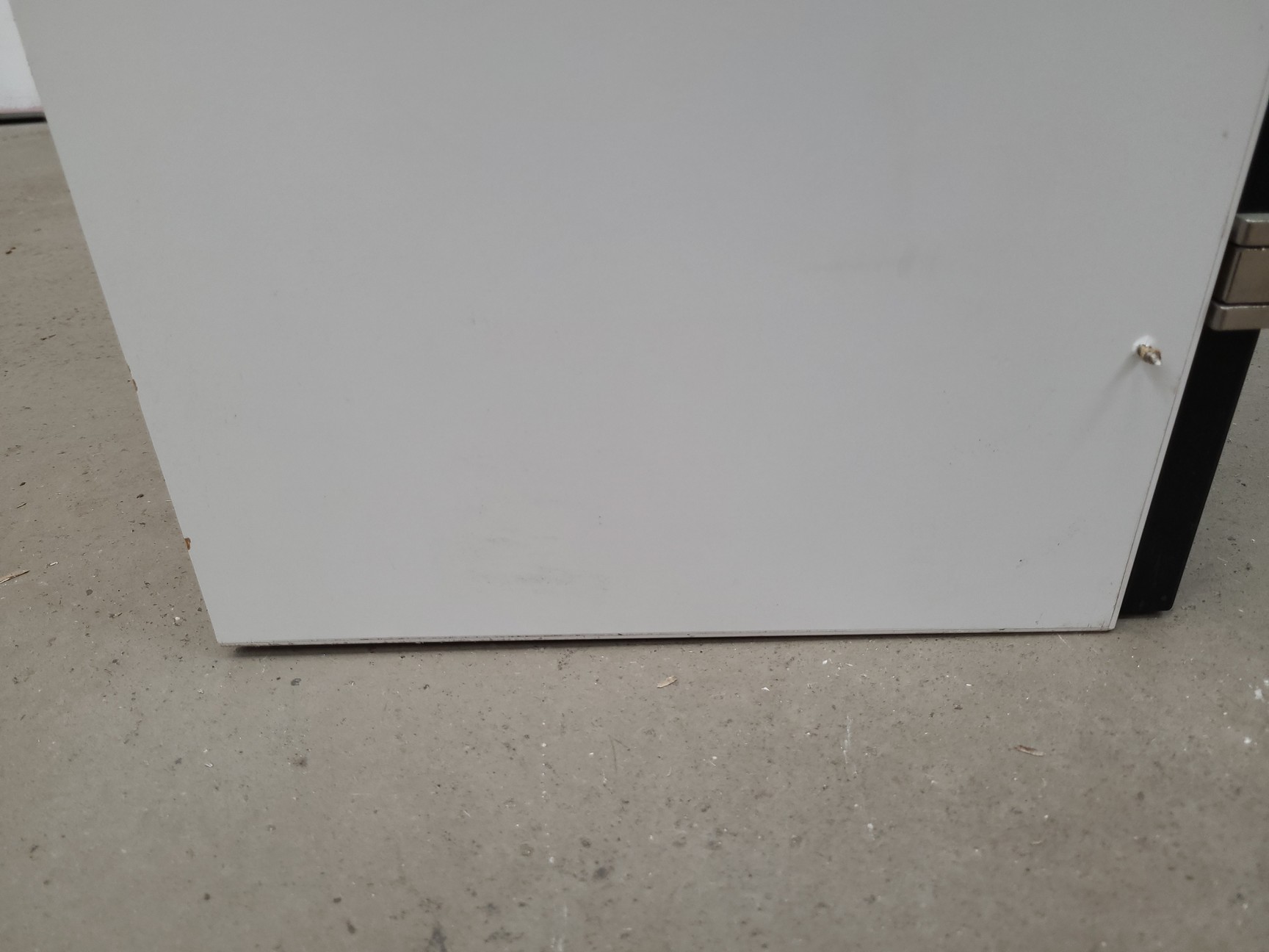Image of 8 x Wall Mounted Double Door Laboratory Cupboards  L 100cm x W 34cm x H 60cm Lab