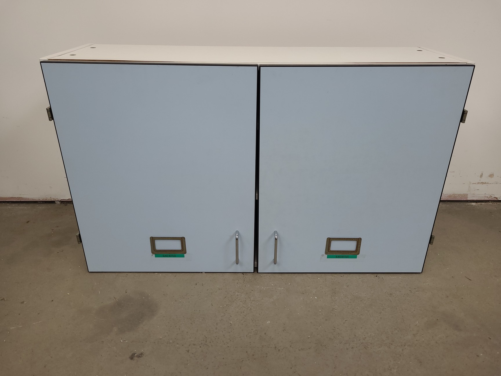 Image of 8 x Wall Mounted Double Door Laboratory Cupboards  L 100cm x W 34cm x H 60cm Lab