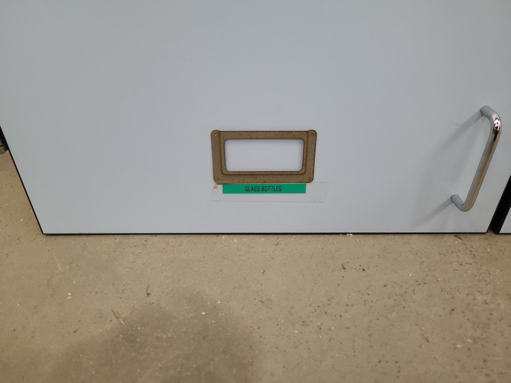 Image of 8 x Wall Mounted Double Door Laboratory Cupboards  L 100cm x W 34cm x H 60cm Lab