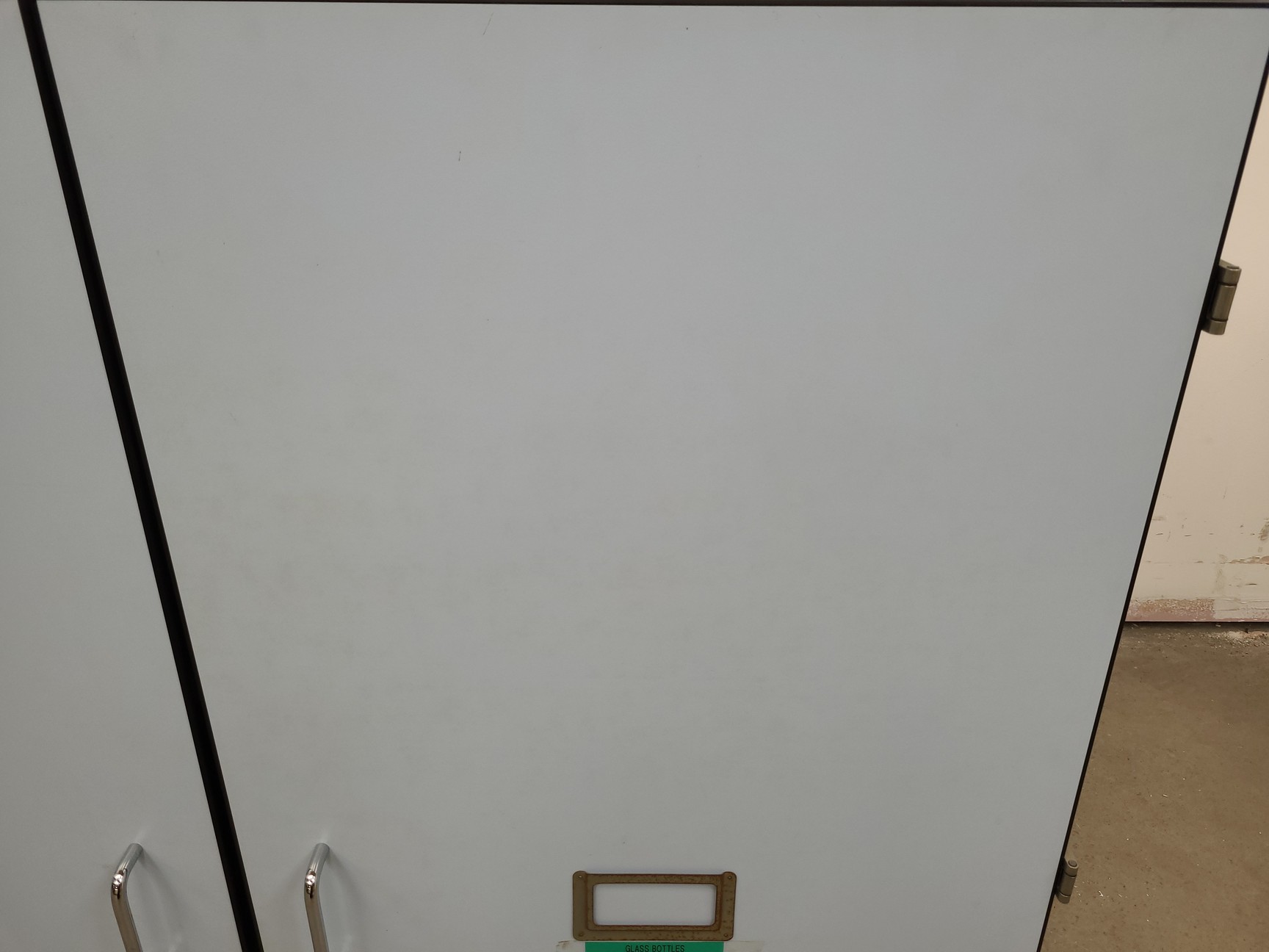 Image of 8 x Wall Mounted Double Door Laboratory Cupboards  L 100cm x W 34cm x H 60cm Lab