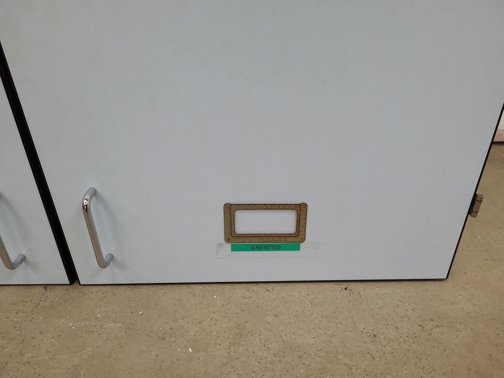 Image of 8 x Wall Mounted Double Door Laboratory Cupboards  L 100cm x W 34cm x H 60cm Lab