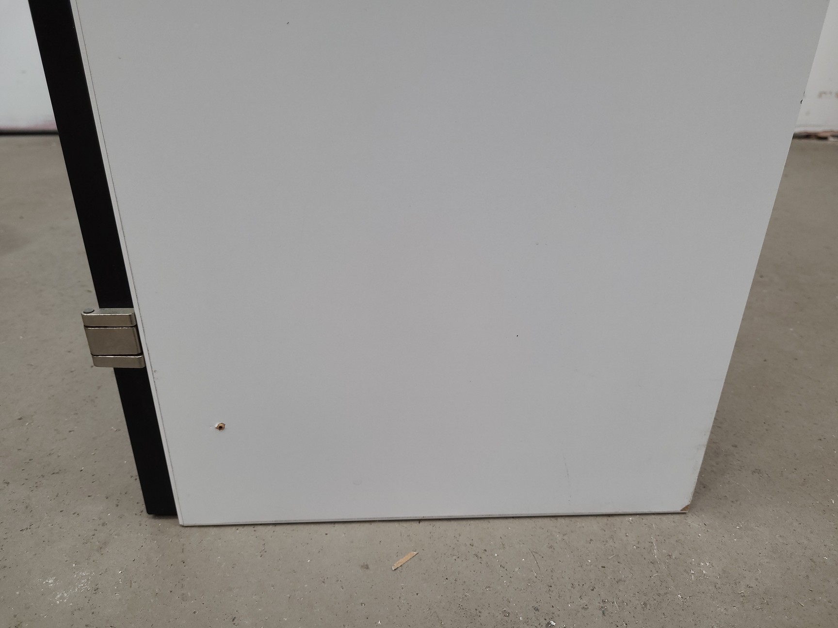 Image of 8 x Wall Mounted Double Door Laboratory Cupboards  L 100cm x W 34cm x H 60cm Lab