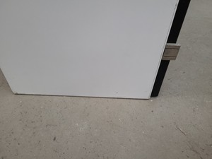 Thumbnail image of 8 x Wall Mounted Double Door Laboratory Cupboards  L 100cm x W 34cm x H 60cm Lab