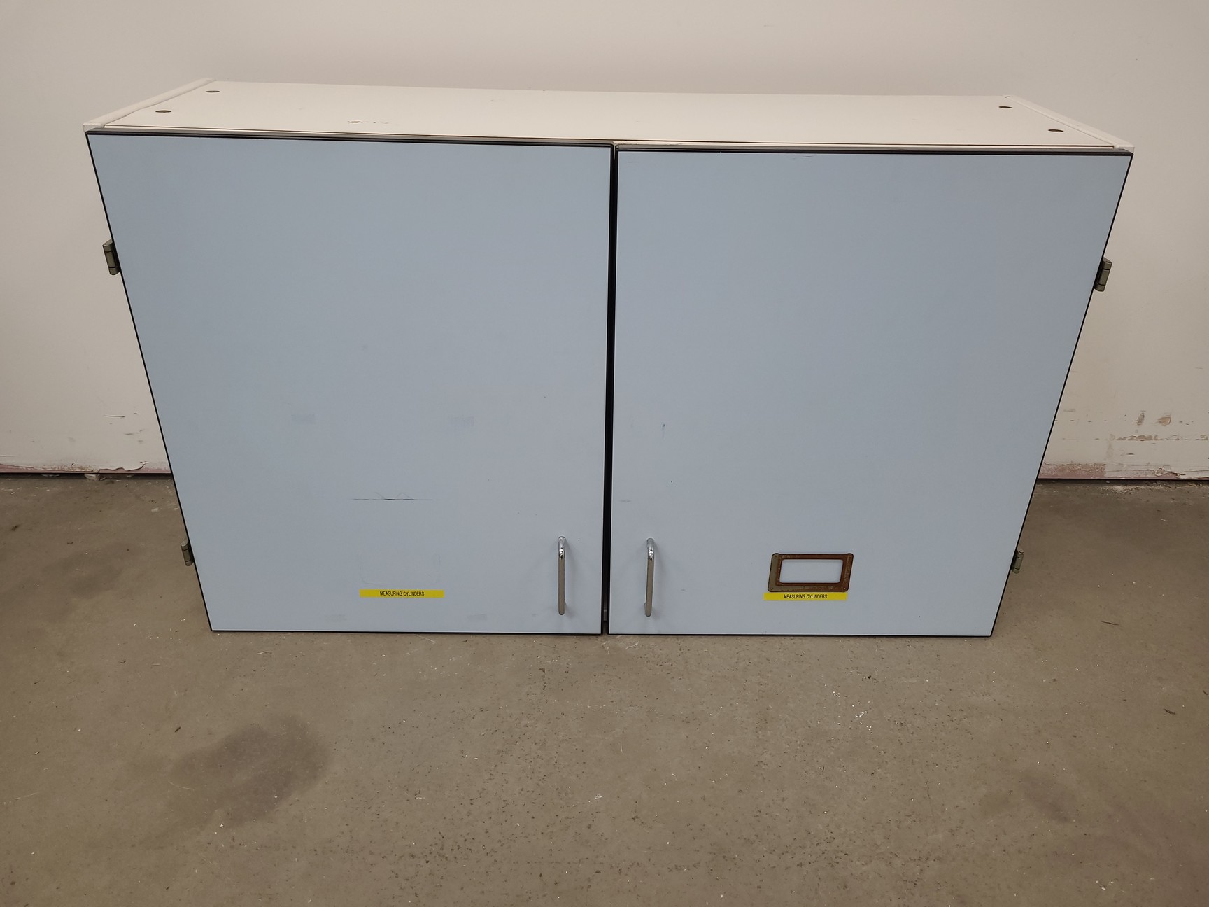 Image of 8 x Wall Mounted Double Door Laboratory Cupboards  L 100cm x W 34cm x H 60cm Lab