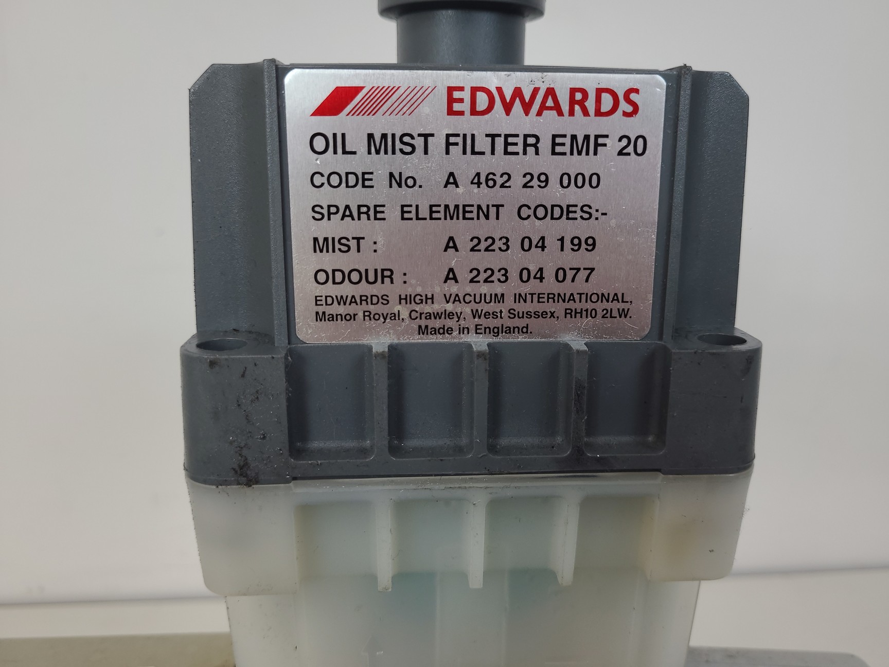 Image of Edwards RV5 Pump & EMF20 Oil Mist Filter