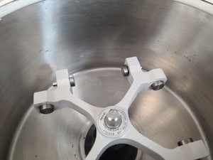 Thumbnail image of Sanyo MSE Mistral 3000i Refrigerated Benchtop Centrifuge Lab