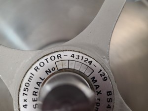 Thumbnail image of Sanyo MSE Mistral 3000i Refrigerated Benchtop Centrifuge Lab