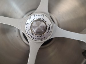 Thumbnail image of Sanyo MSE Mistral 3000i Refrigerated Benchtop Centrifuge Lab