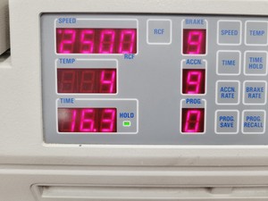 Thumbnail image of Sanyo MSE Mistral 3000i Refrigerated Benchtop Centrifuge Lab