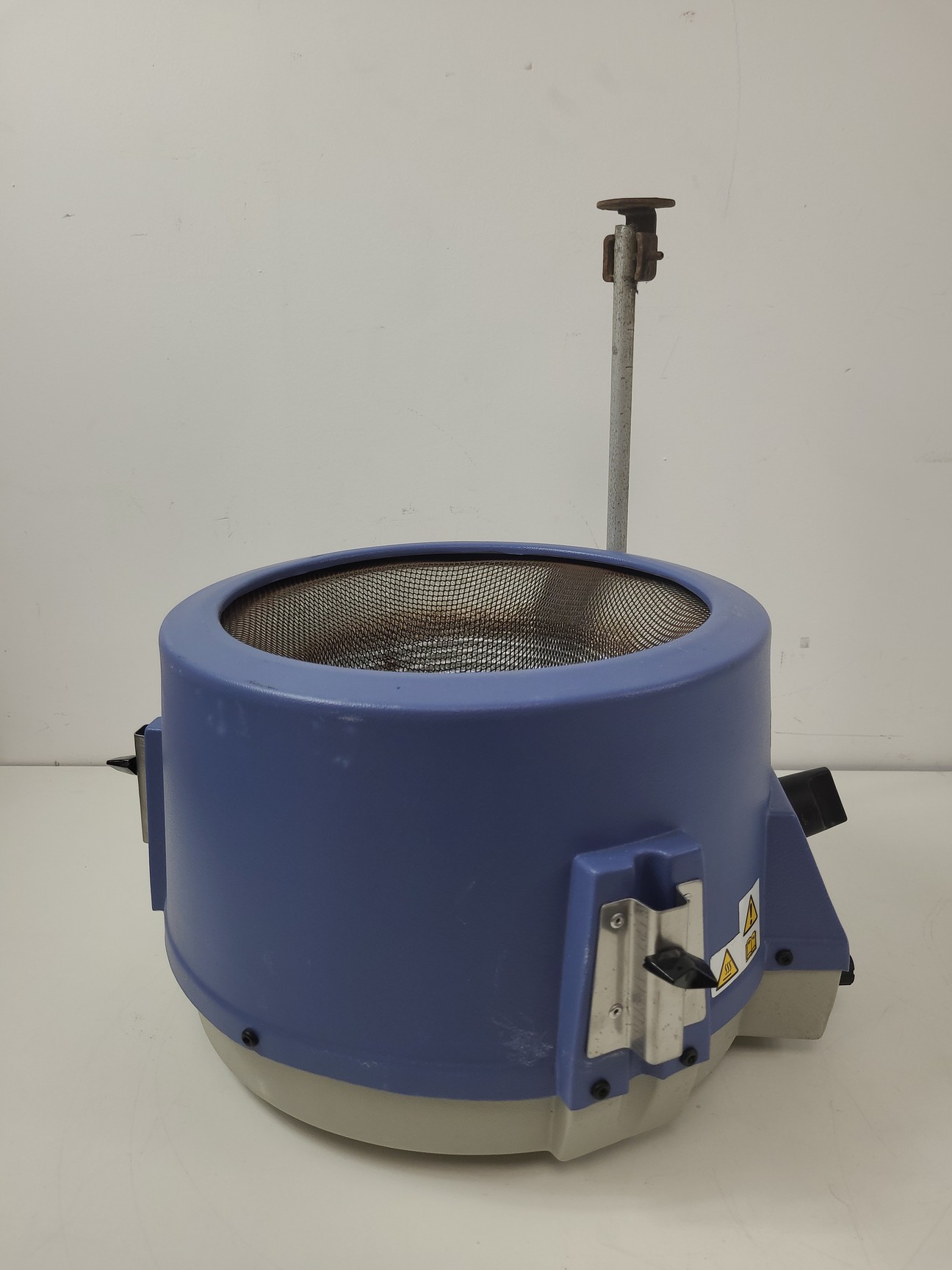 Image of Barnstead/Electrothermal Heating Mantle Magnetic Stirrer Cat No. EMA2000/CEB Lab