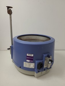 Thumbnail image of Barnstead/Electrothermal Heating Mantle Magnetic Stirrer Cat No. EMA2000/CEB Lab