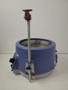 Thumbnail image of Barnstead/Electrothermal Heating Mantle Magnetic Stirrer Cat No. EMA2000/CEB Lab