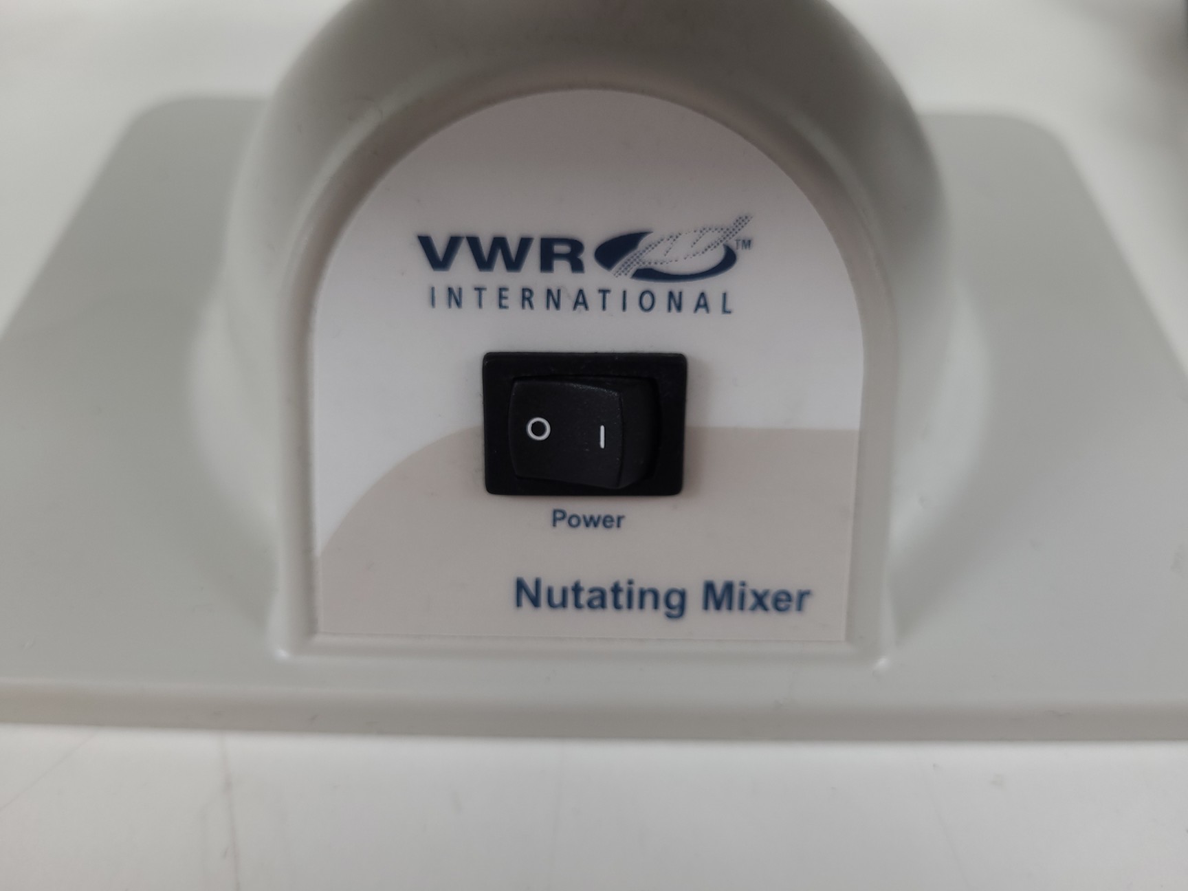 Image of VWR International Nutating Platform Mixer 444-0149 Lab