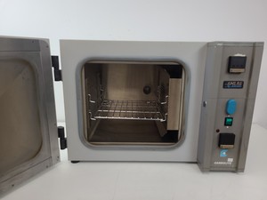Thumbnail image of Camlab Carbolite Laboratory Oven Type: NR30F Lab