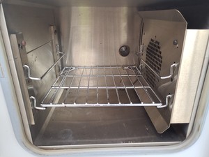 Thumbnail image of Camlab Carbolite Laboratory Oven Type: NR30F Lab