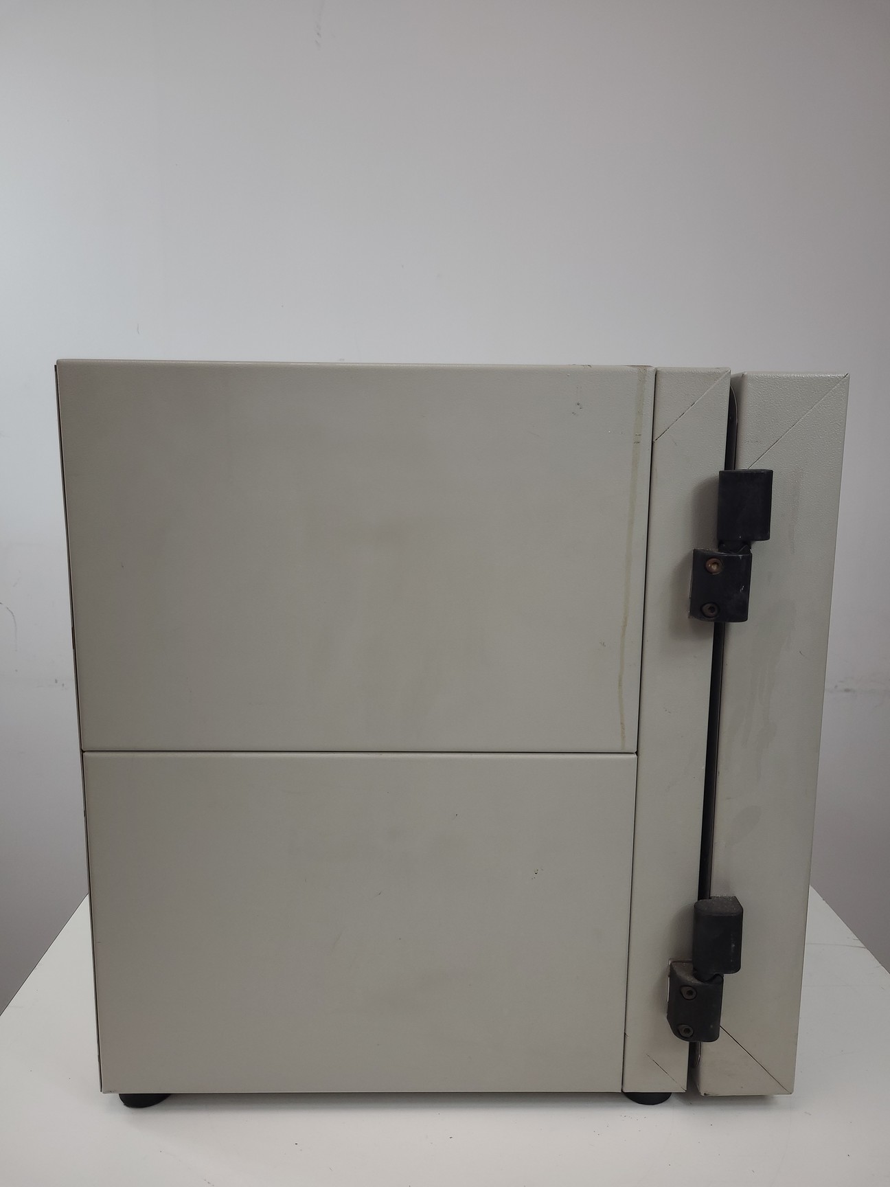 Image of Camlab Carbolite Laboratory Oven Type: NR30F Lab