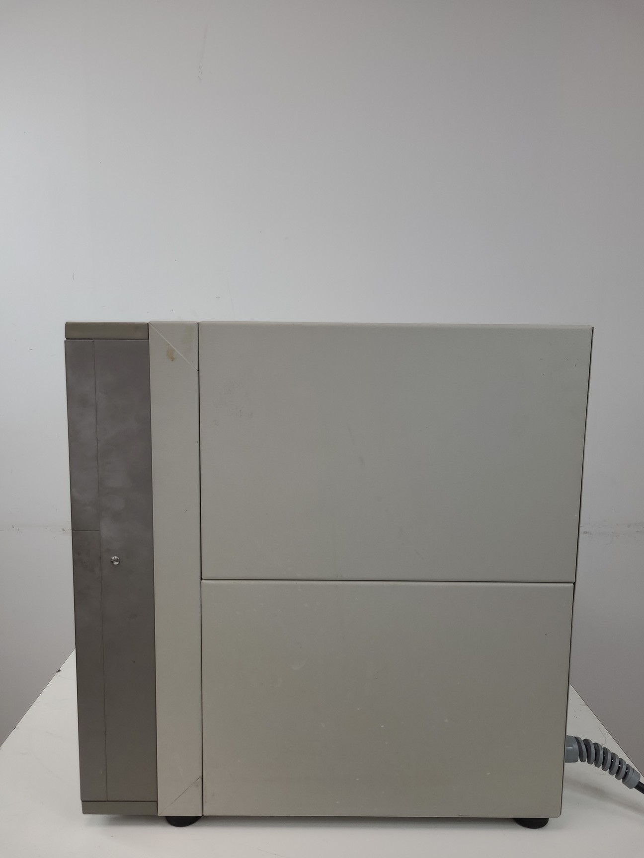 Image of Camlab Carbolite Laboratory Oven Type: NR30F Lab