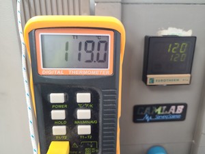 Thumbnail image of Camlab Carbolite Laboratory Oven Type: NR30F Lab