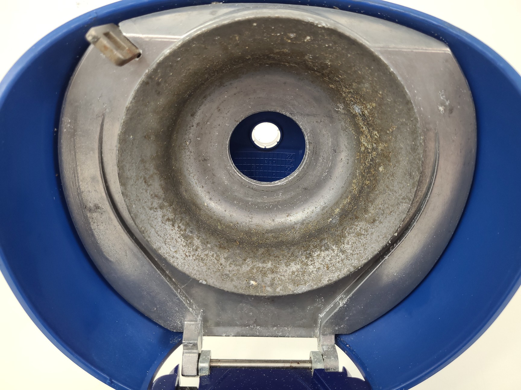 Image of Eppendorf miniSpin plus Galaxy Edition Micro Benchtop Laboratory Centrifuge Lab