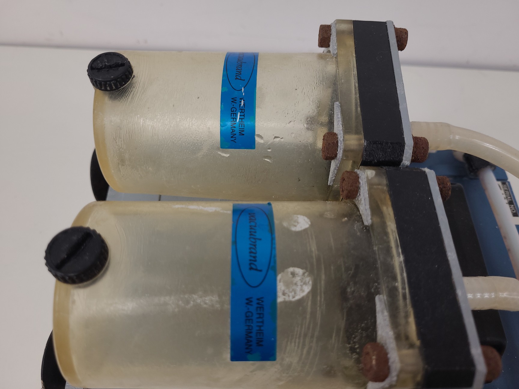 Image of Vacuubrand MZ2C/2,4 Diaphragm Pump with Tanks Lab Spares/Repairs