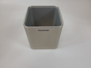 Thumbnail image of 4x Eppendorf Square Centrifuge Buckets  05/11 780 g Max Load Lab
