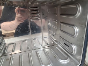 Thumbnail image of Memmert Laboratory Oven  Model: UM 100 Lab