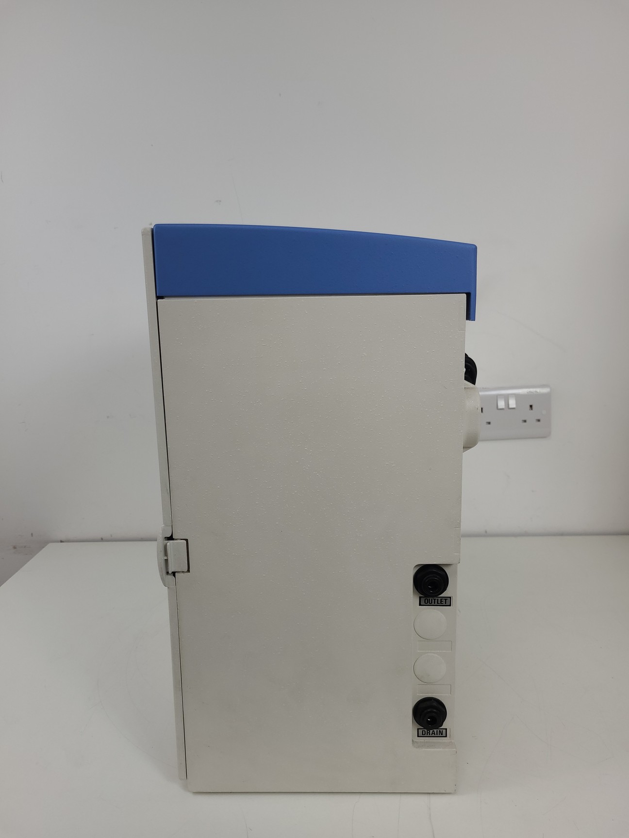Image of Elga PureLab Option  Model: OPTION-S 7 Water Purification System Lab