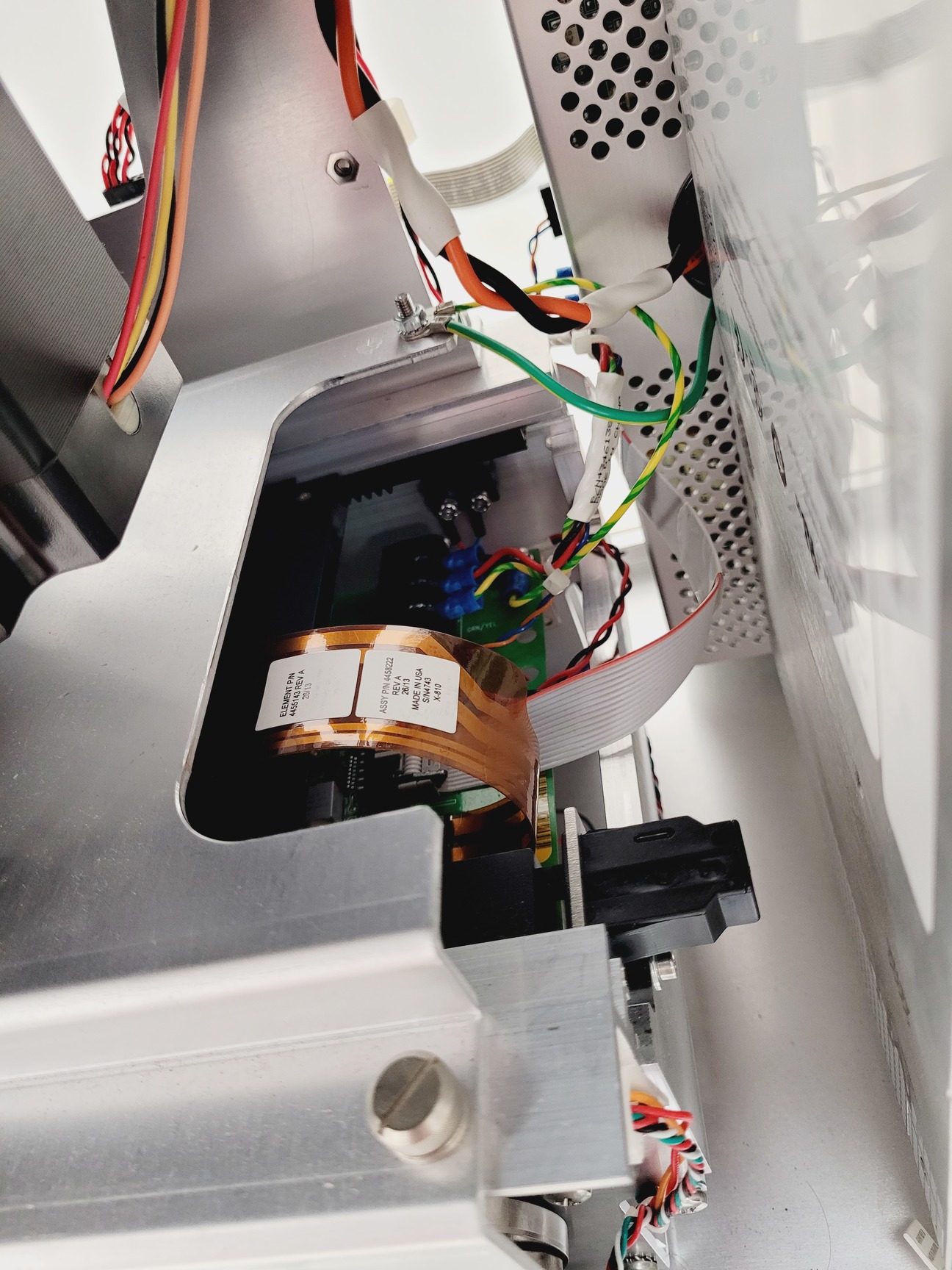 Image of Applied Biosystems 7500 Fast Real-Time PCR System with PC & Software Lab