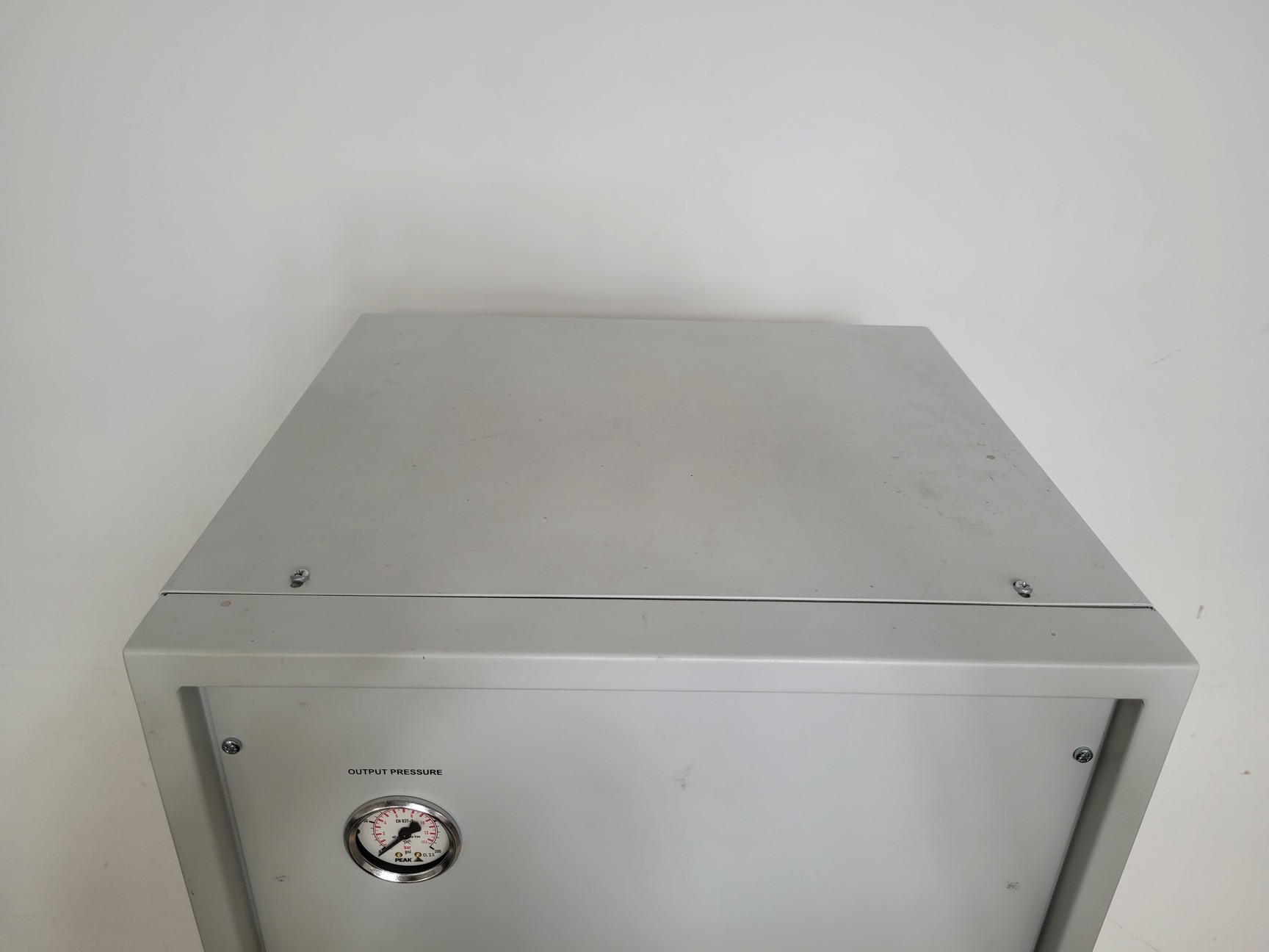 Image of Peak Scientific Nitrogen Generator  Model: NG2000 - UK Lab