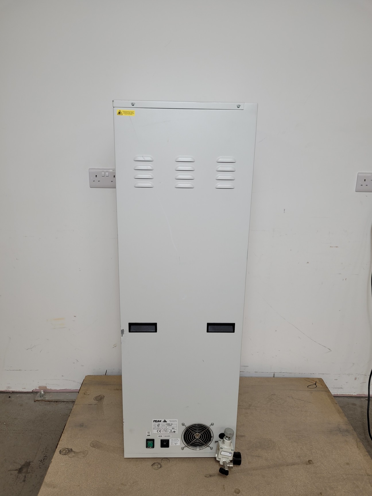 Image of Peak Scientific Nitrogen Generator  Model: NG2000 - UK Lab