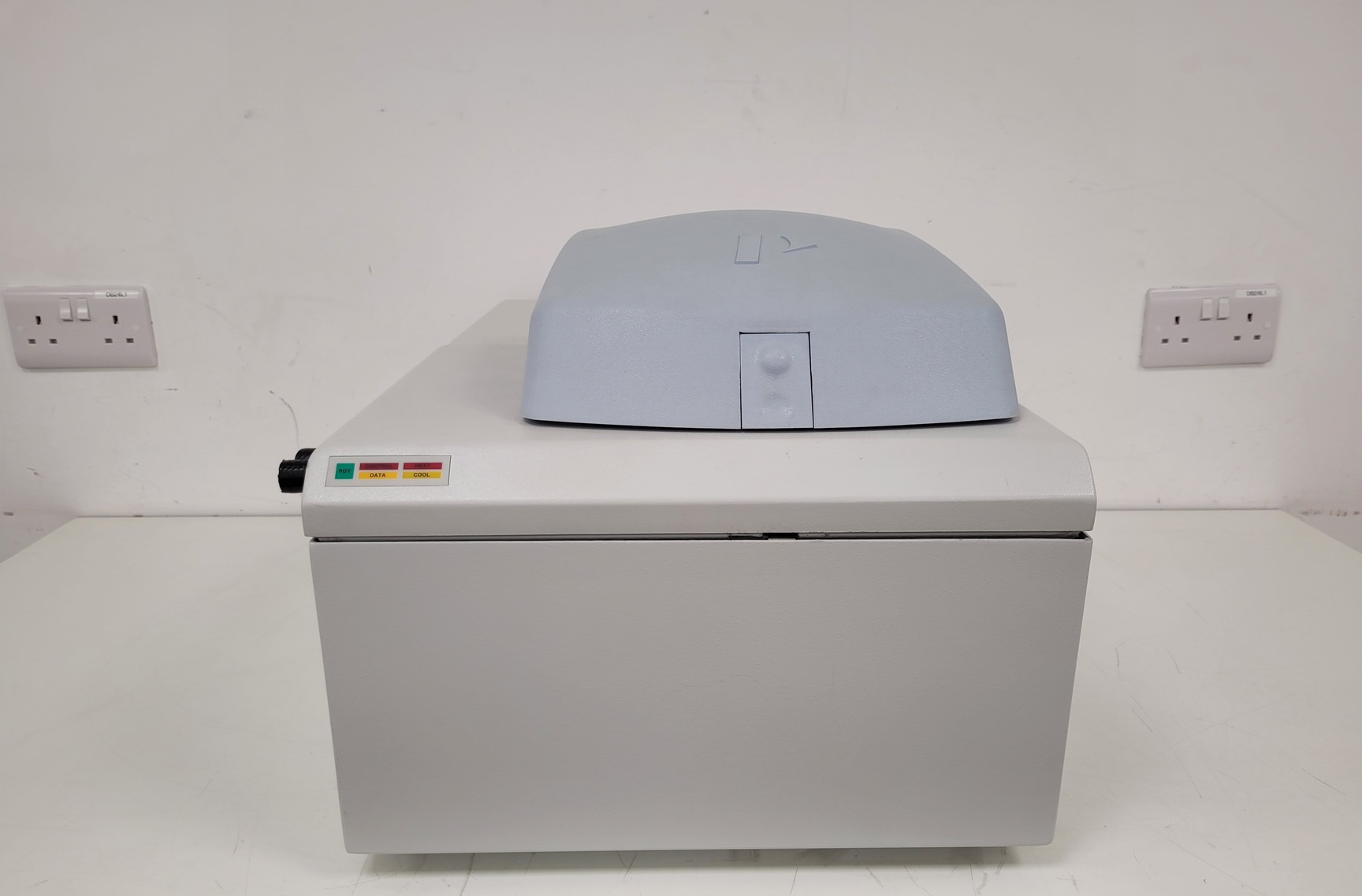 Image of Perkin Elmer Diamond DSC Differential Scanning Calorimeter Part no: N5360021 Lab