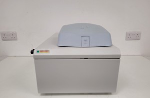 Thumbnail image of Perkin Elmer Diamond DSC Differential Scanning Calorimeter Part no: N5360021 Lab