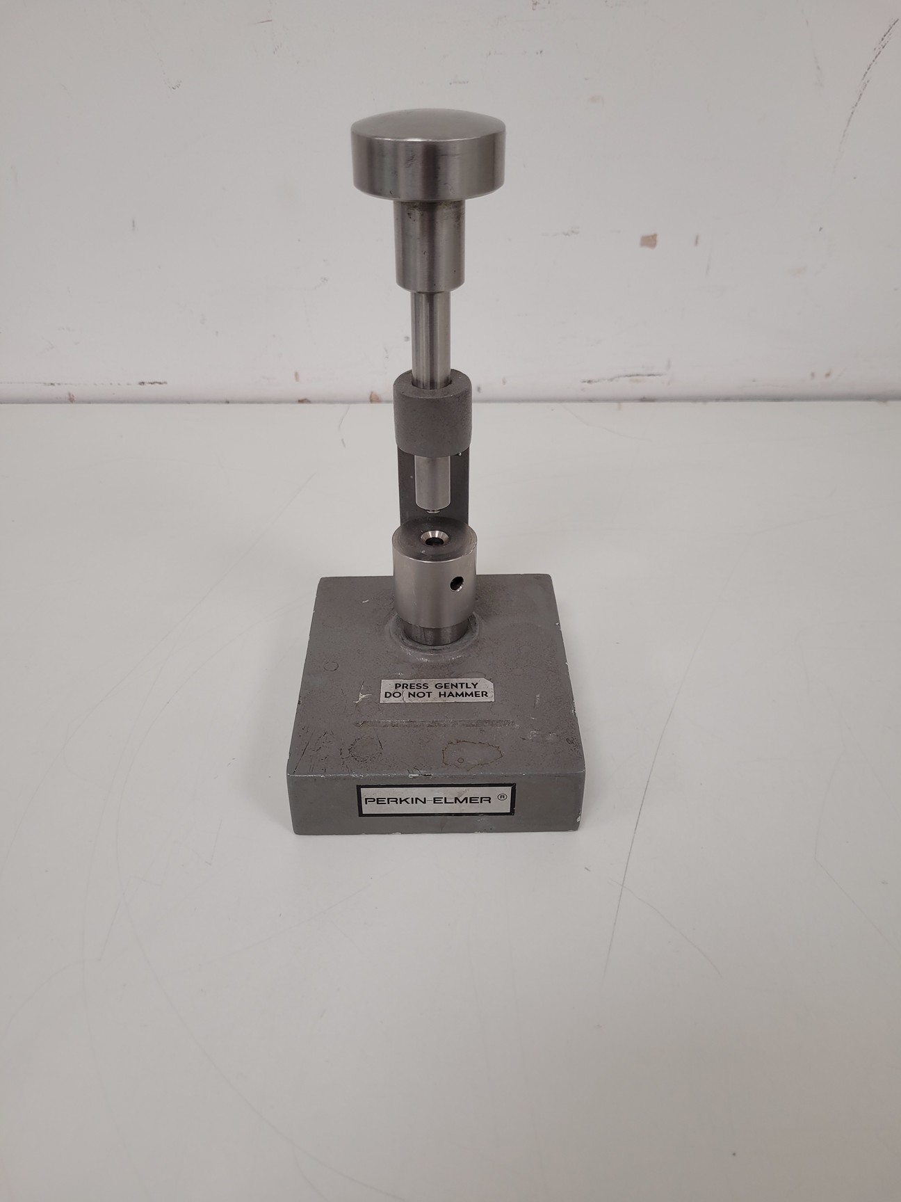 Image of Perkin Elmer Diamond DSC Differential Scanning Calorimeter Part no: N5360021 Lab