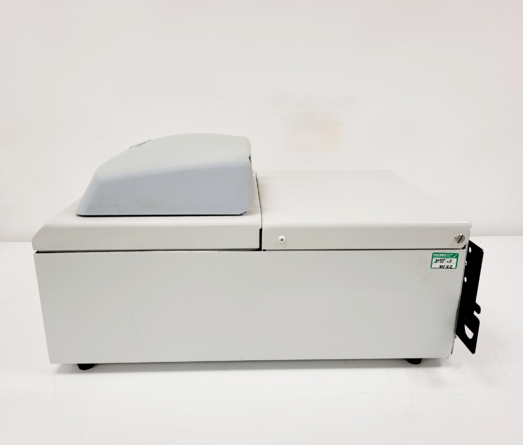 Image of Perkin Elmer Diamond DSC Differential Scanning Calorimeter Part no: N5360021 Lab