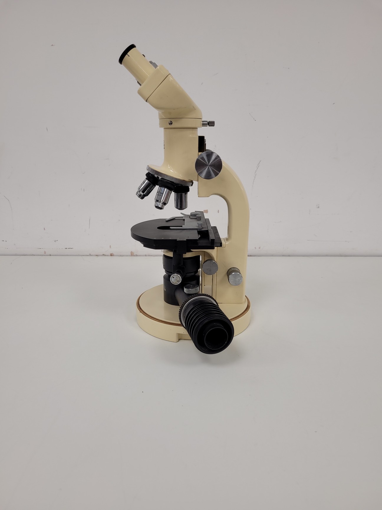 Image of Wild Heerbrugg Switzerland Microscope M11-60289  36633 & Accessories Lab