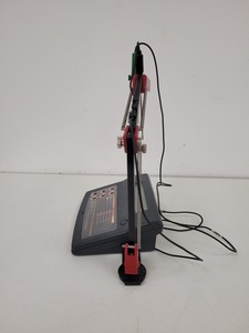 Thumbnail image of Hanna Instruments pH 210 Microprocessor pH Meter Lab