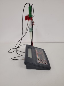 Thumbnail image of Hanna Instruments pH 210 Microprocessor pH Meter Lab