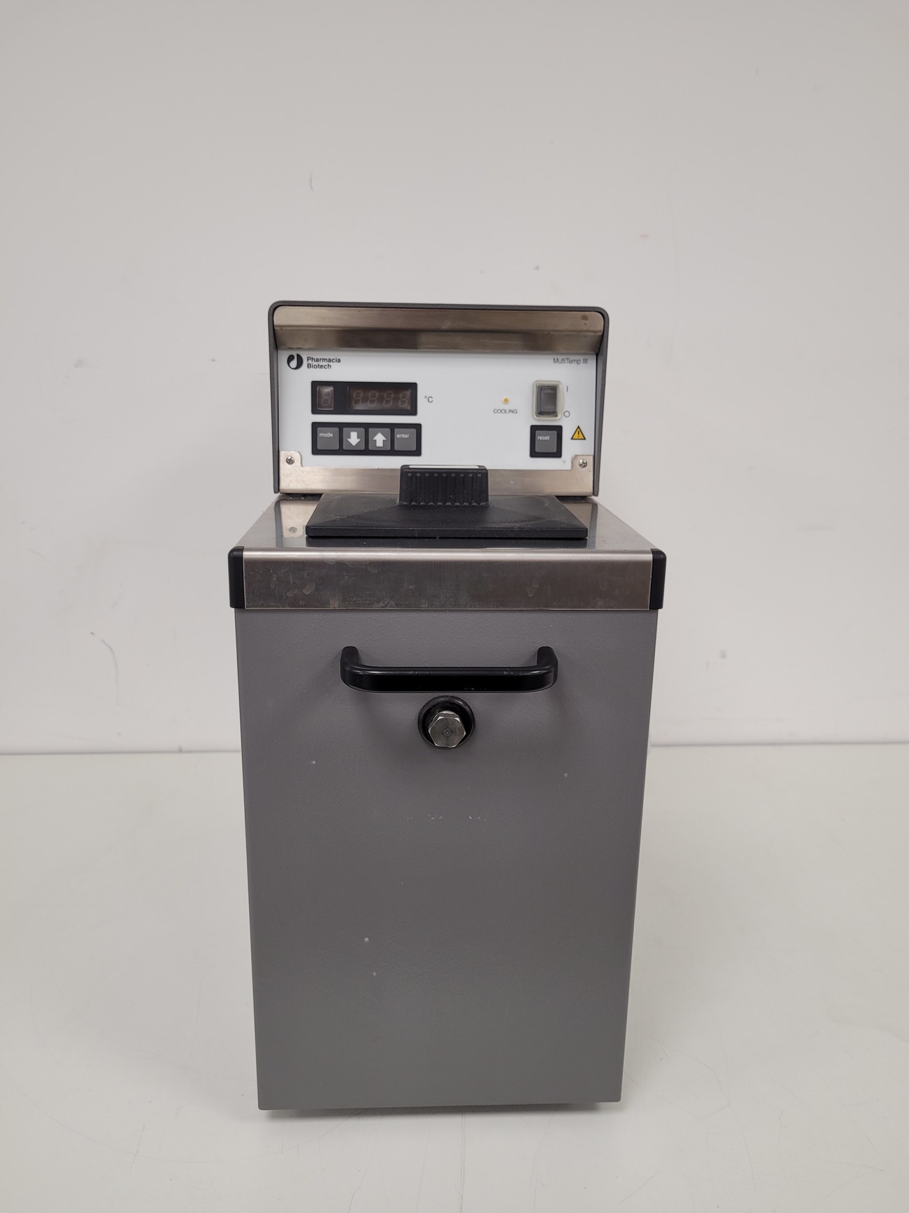 Image of Pharmacia Biotech MultiTemp III Chiller Circulating Water Bath Lab