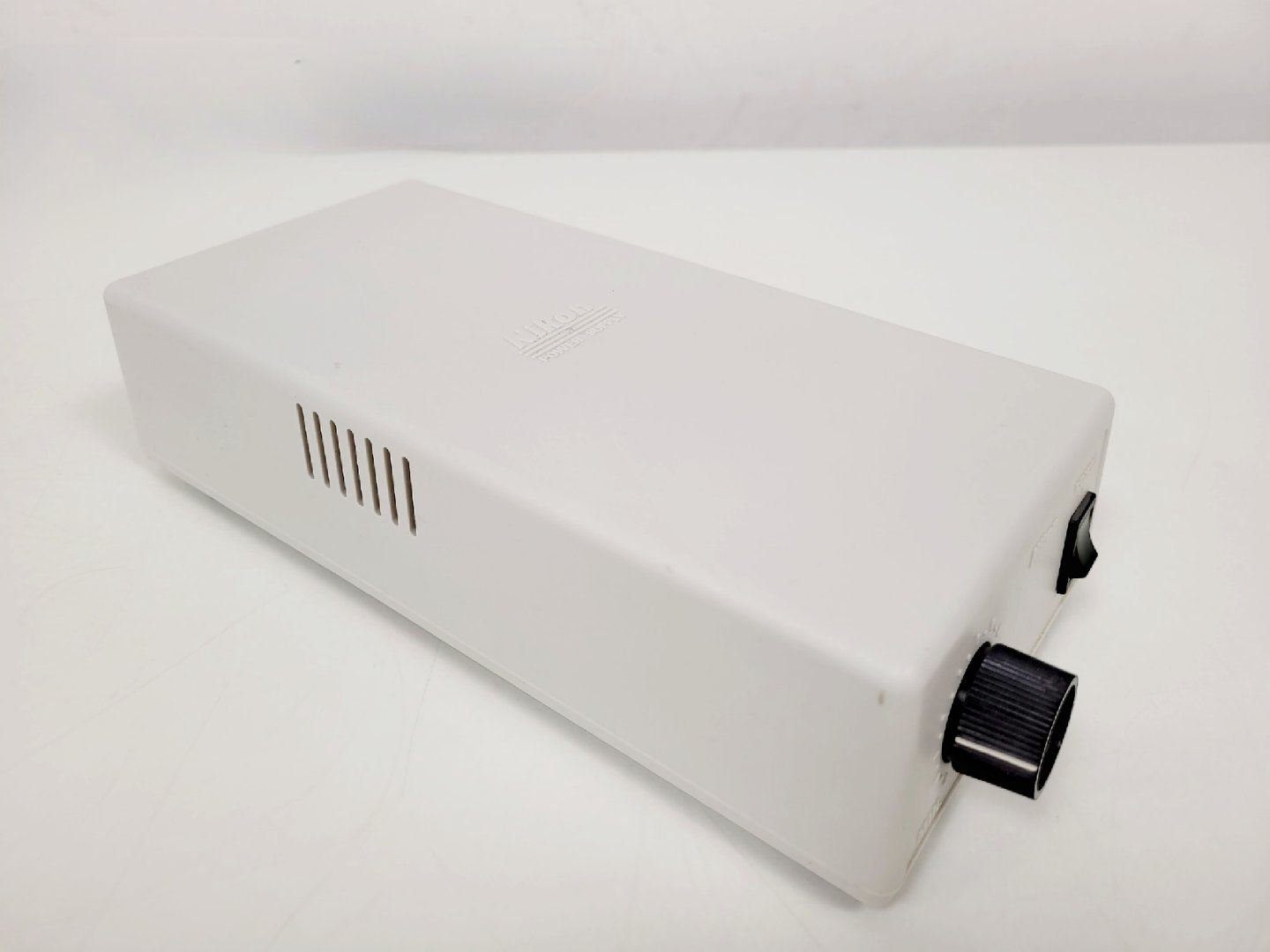 Image of Nikon Eclipse TE200 Inverted Microscope & Power Supply Lab