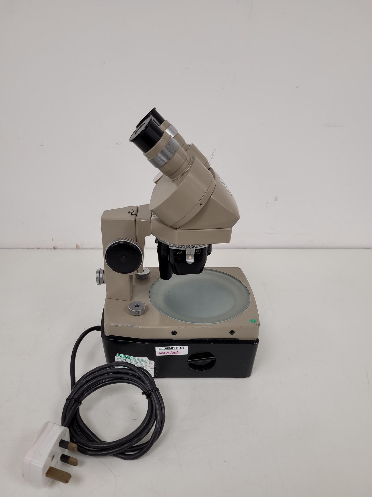 Image of Vickers Instruments Microscope  Inst. No. M 6O8767 Stereo Microscope Lab