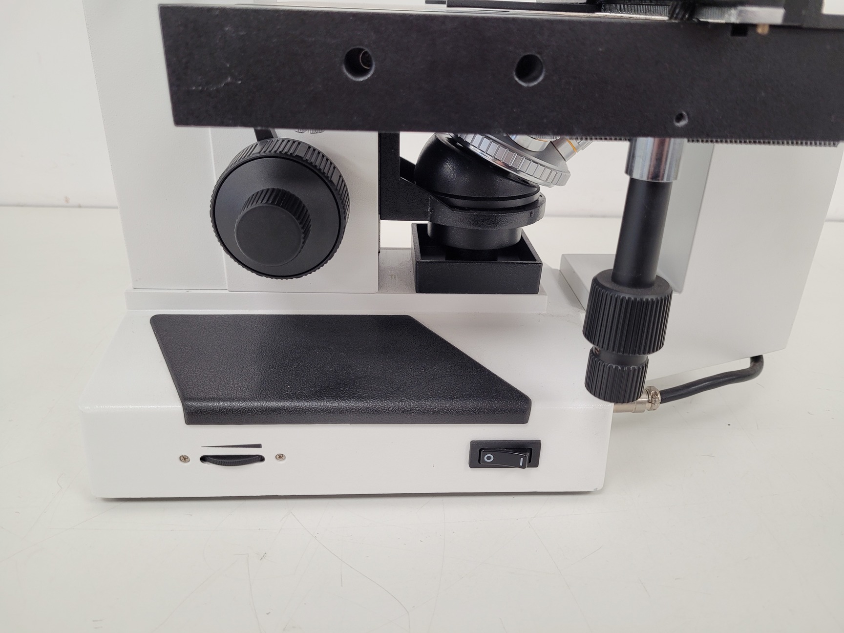 Image of Ceti TC-100 Inverted Fluorescence Microscope  Model: Inverso 3650.000 Lab