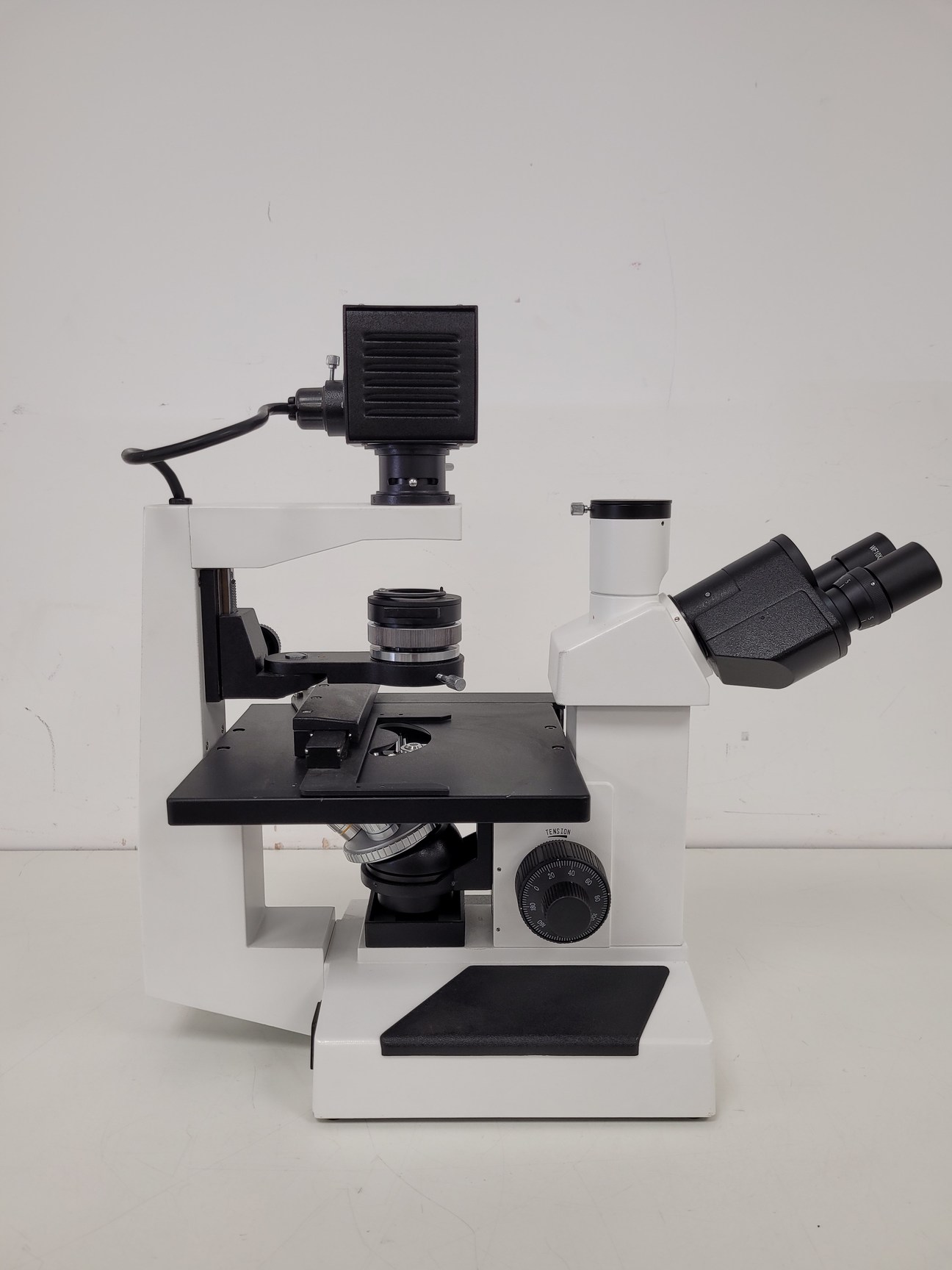 Image of Ceti TC-100 Inverted Fluorescence Microscope  Model: Inverso 3650.000 Lab