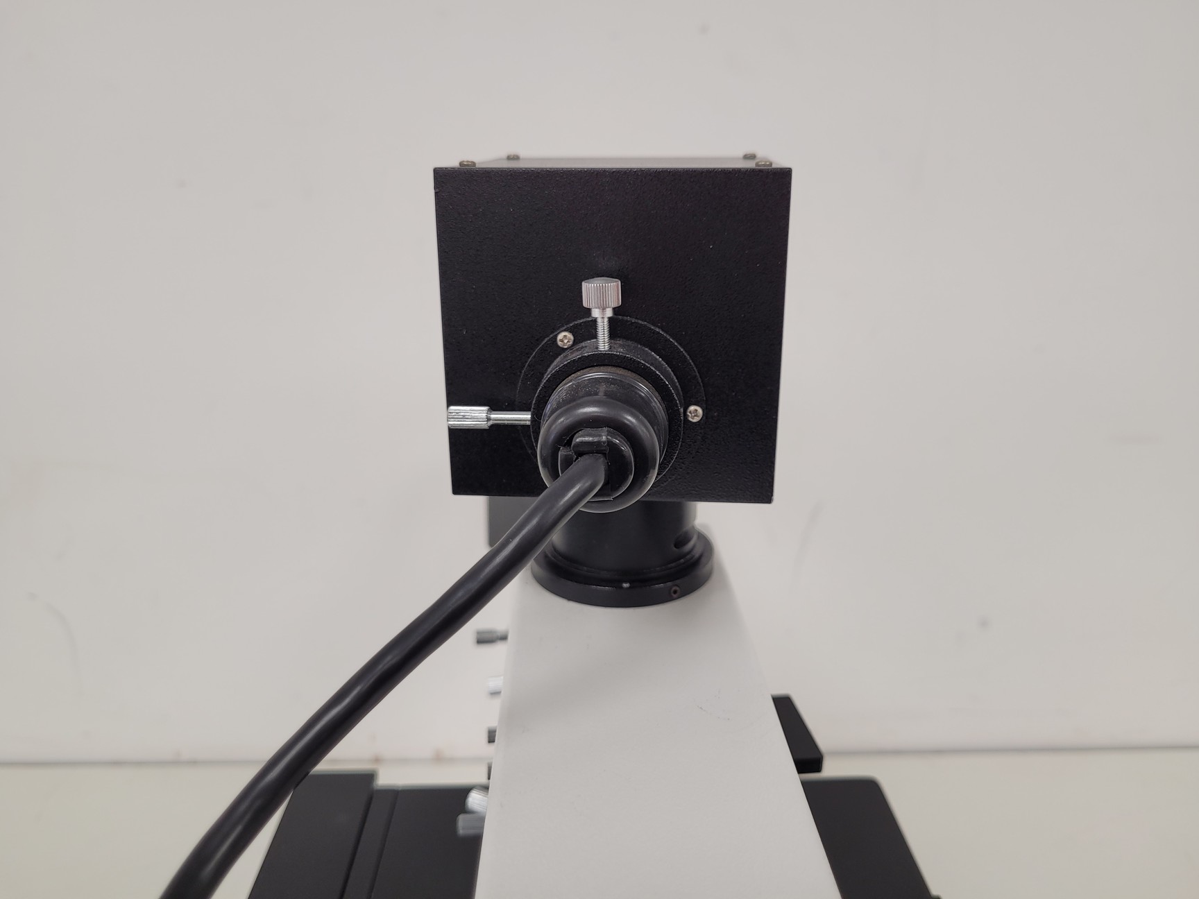 Image of Ceti TC-100 Model: Inverso 3650.000 Inverted Fluorescence Microscope  Lab